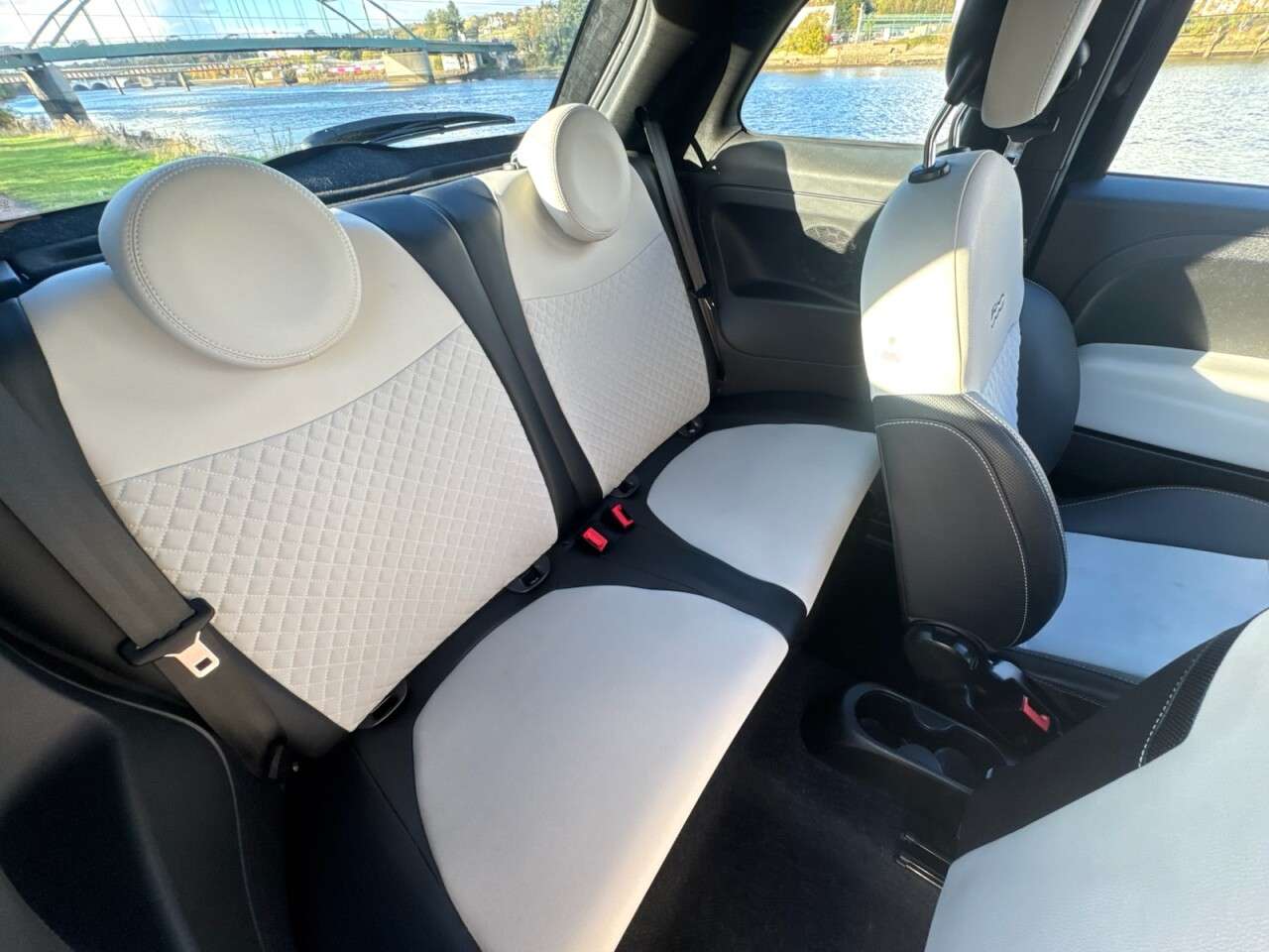 2022 FIAT 500 2022 FIAT 500