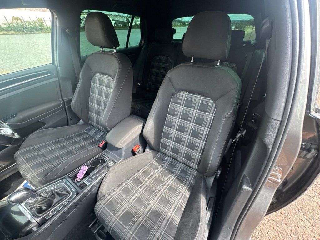 2015 VOLKSWAGEN GOLF 2015 VOLKSWAGEN GOLF