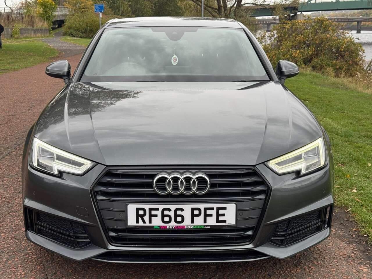 A 2016 AUDI A4 2.0 TDI ultra S line Saloon 4dr Diesel Manual Euro 6 (s/s) (190 ps) CLIMATE A 2016 AUDI A4 2.0 TDI ultra S line Saloon 4dr Diesel Manual Euro 6 (s/s) (190 ps) CLIMATE