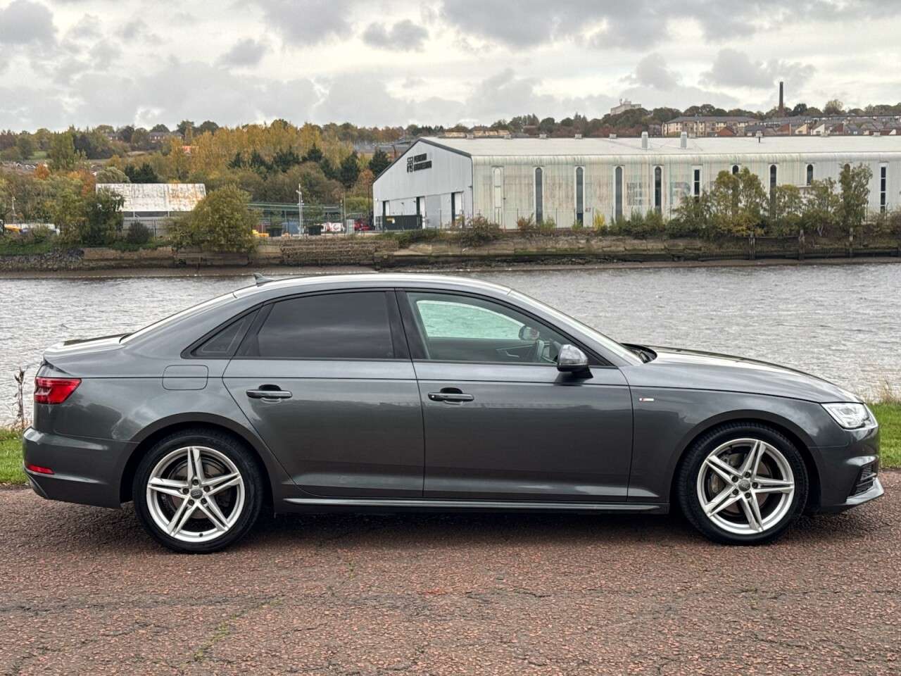 2016 AUDI A4 2016 AUDI A4