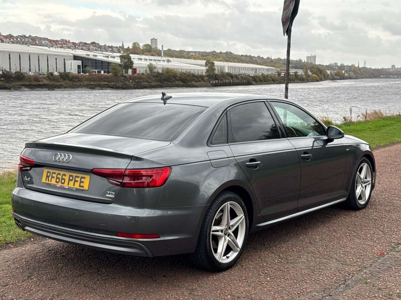 2016 AUDI A4 2016 AUDI A4