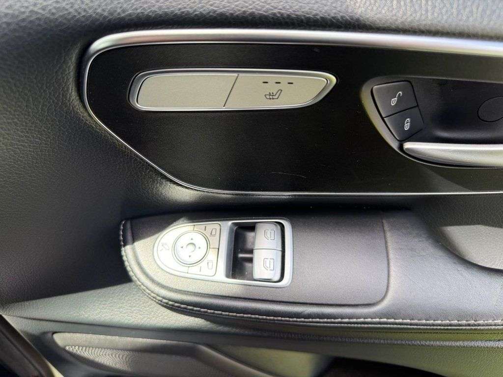 2016 MERCEDES-BENZ V CLASS 2016 MERCEDES-BENZ V CLASS