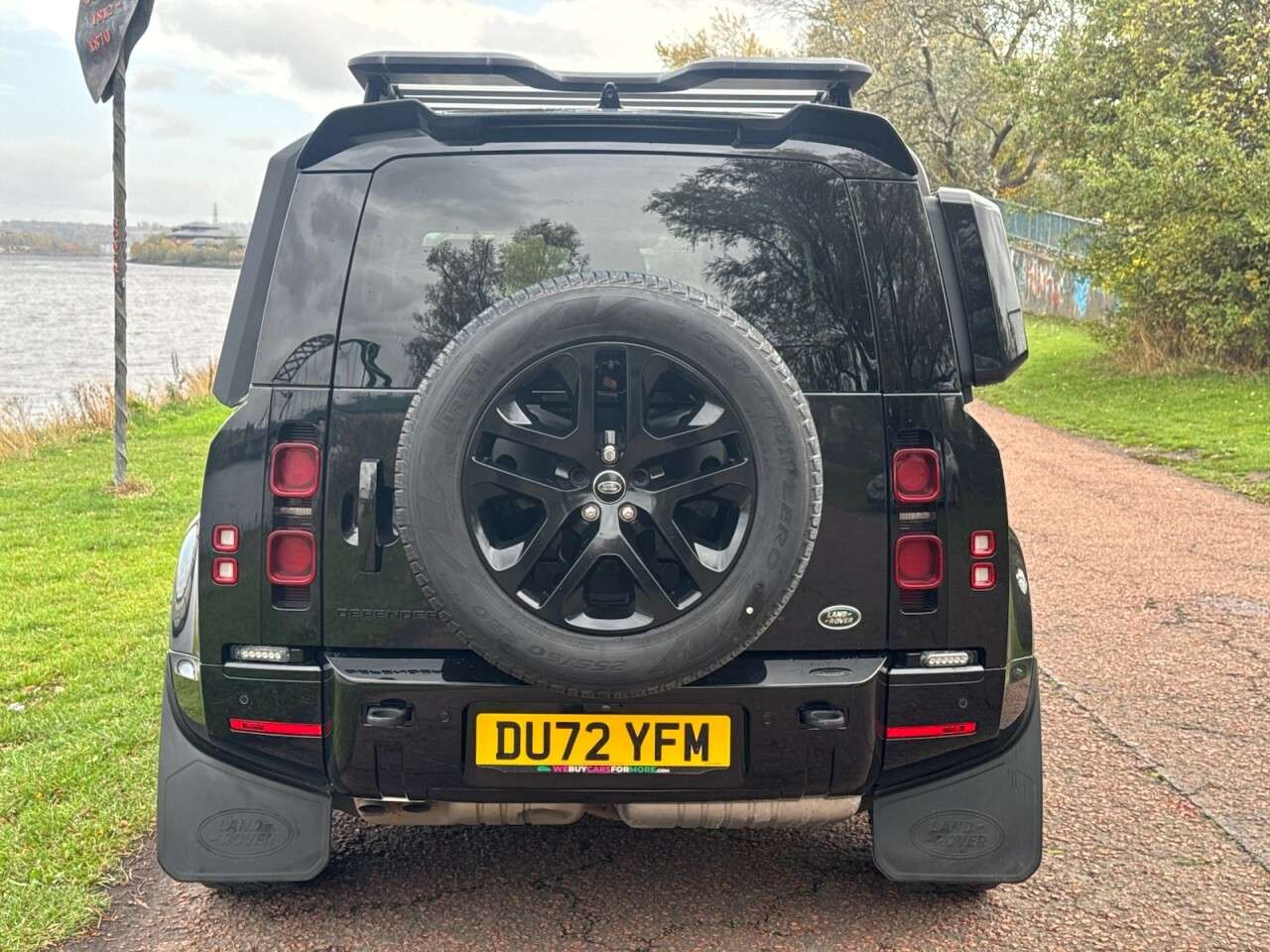2022 LAND ROVER DEFENDER 110 2022 LAND ROVER DEFENDER 110