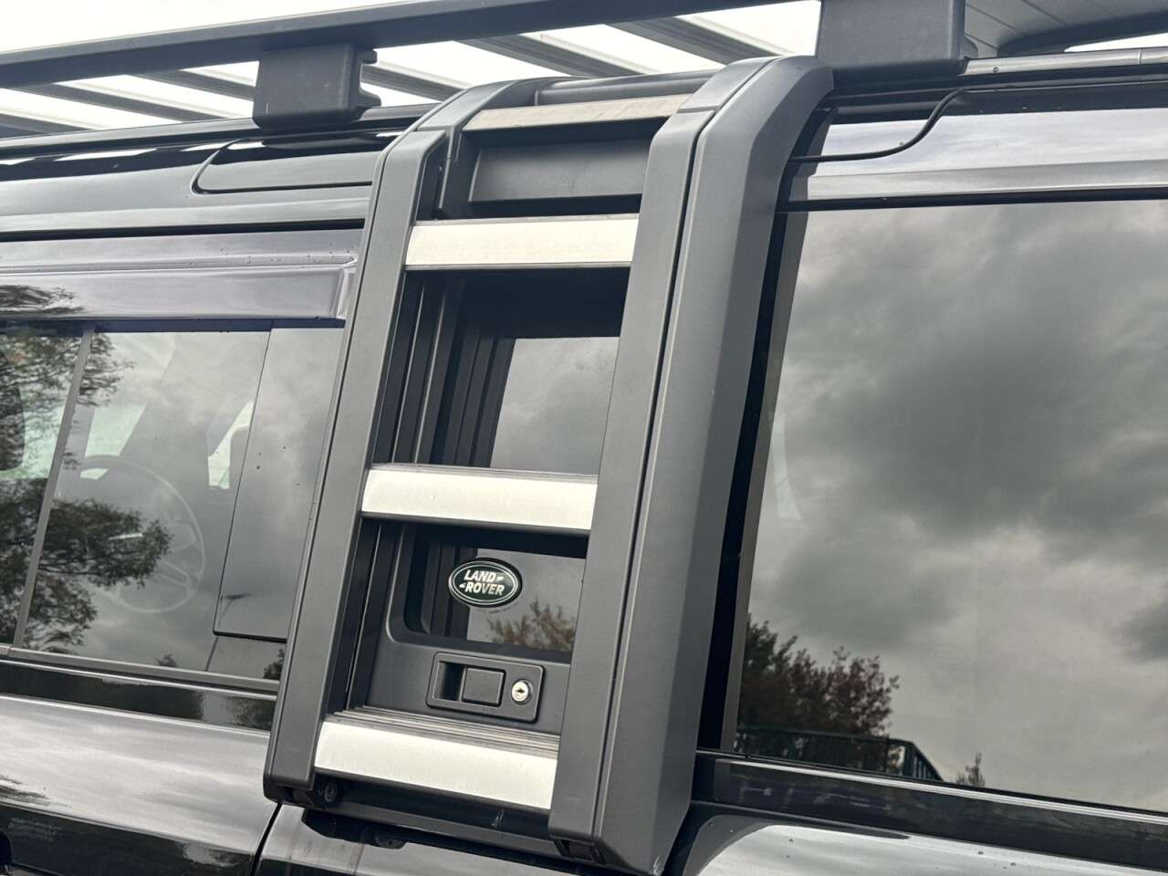 2022 LAND ROVER DEFENDER 110 2022 LAND ROVER DEFENDER 110