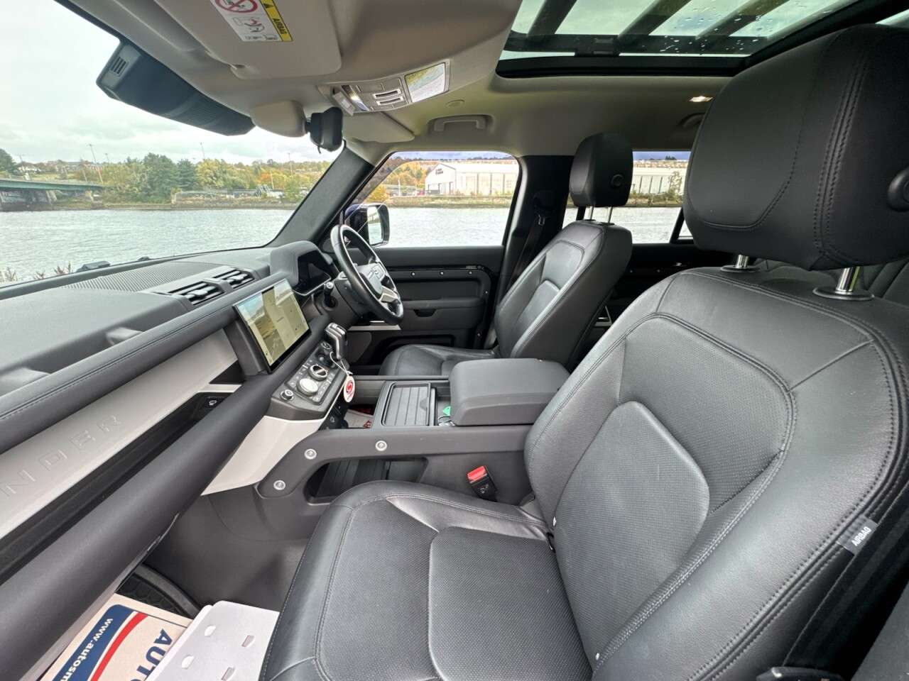 2022 LAND ROVER DEFENDER 110 2022 LAND ROVER DEFENDER 110