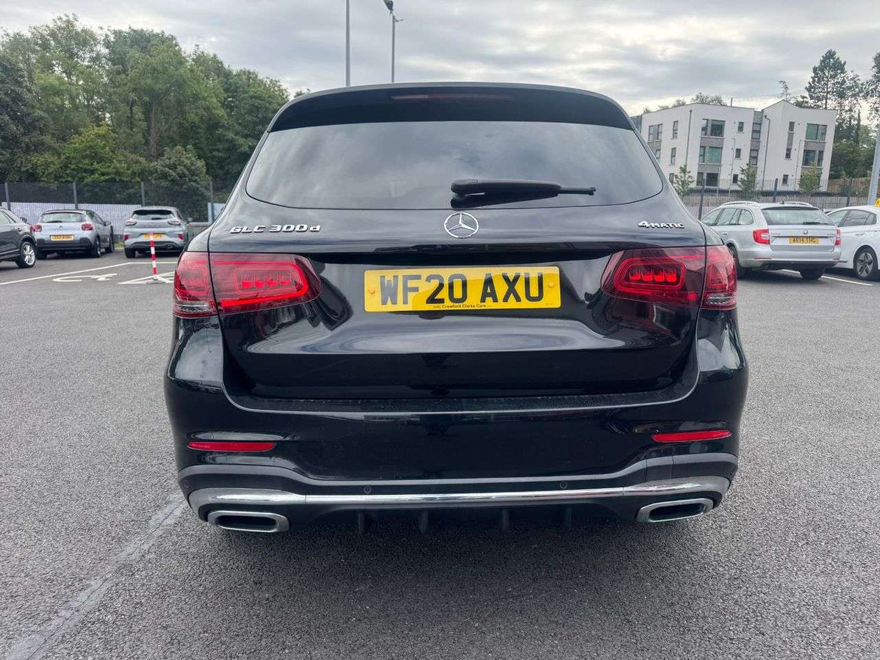 A 2020 MERCEDES-BENZ GLC-CLASS 2.0 GLC 300 D 4MATIC AMG LINE PREMIUM 5d 242 BHP A 2020 MERCEDES-BENZ GLC-CLASS 2.0 GLC 300 D 4MATIC AMG LINE PREMIUM 5d 242 BHP