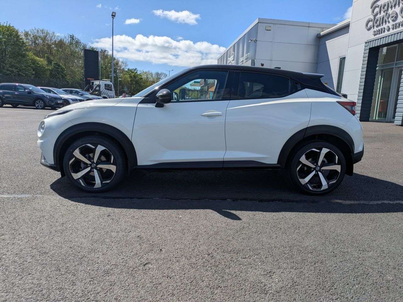 A 2021 NISSAN JUKE 1.0 DIG-T Tekna SUV 5dr Petrol Manual Euro 6 (s/s) (114 ps) NI REG - SUITAB A 2021 NISSAN JUKE 1.0 DIG-T Tekna SUV 5dr Petrol Manual Euro 6 (s/s) (114 ps) NI REG - SUITAB