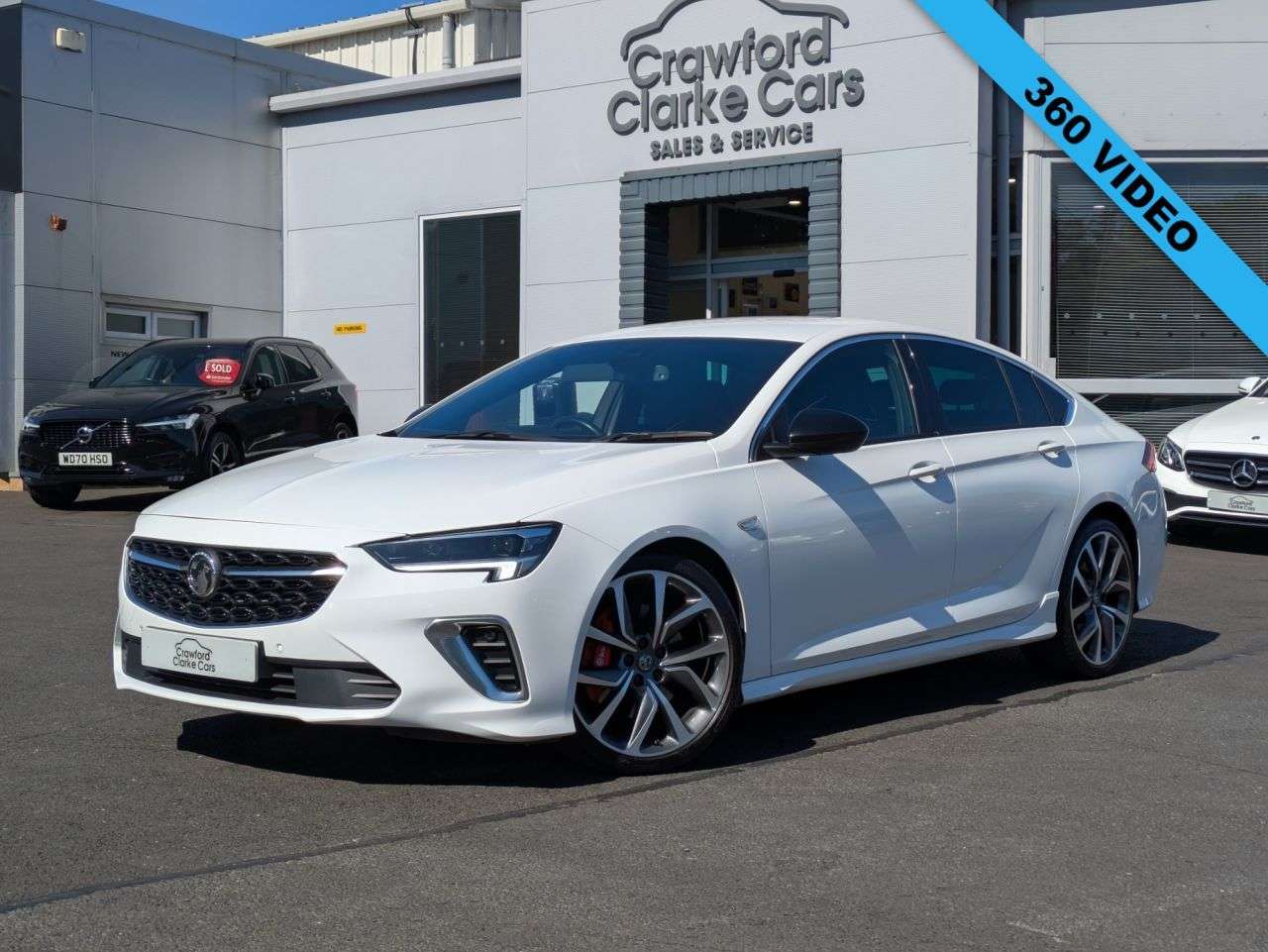 A 2021 VAUXHALL INSIGNIA GSi 2.0i Turbo Grand Sport Petrol Auto 4WD (230 ps) 4WD AUTOMATIC A 2021 VAUXHALL INSIGNIA GSi 2.0i Turbo Grand Sport Petrol Auto 4WD (230 ps) 4WD AUTOMATIC
