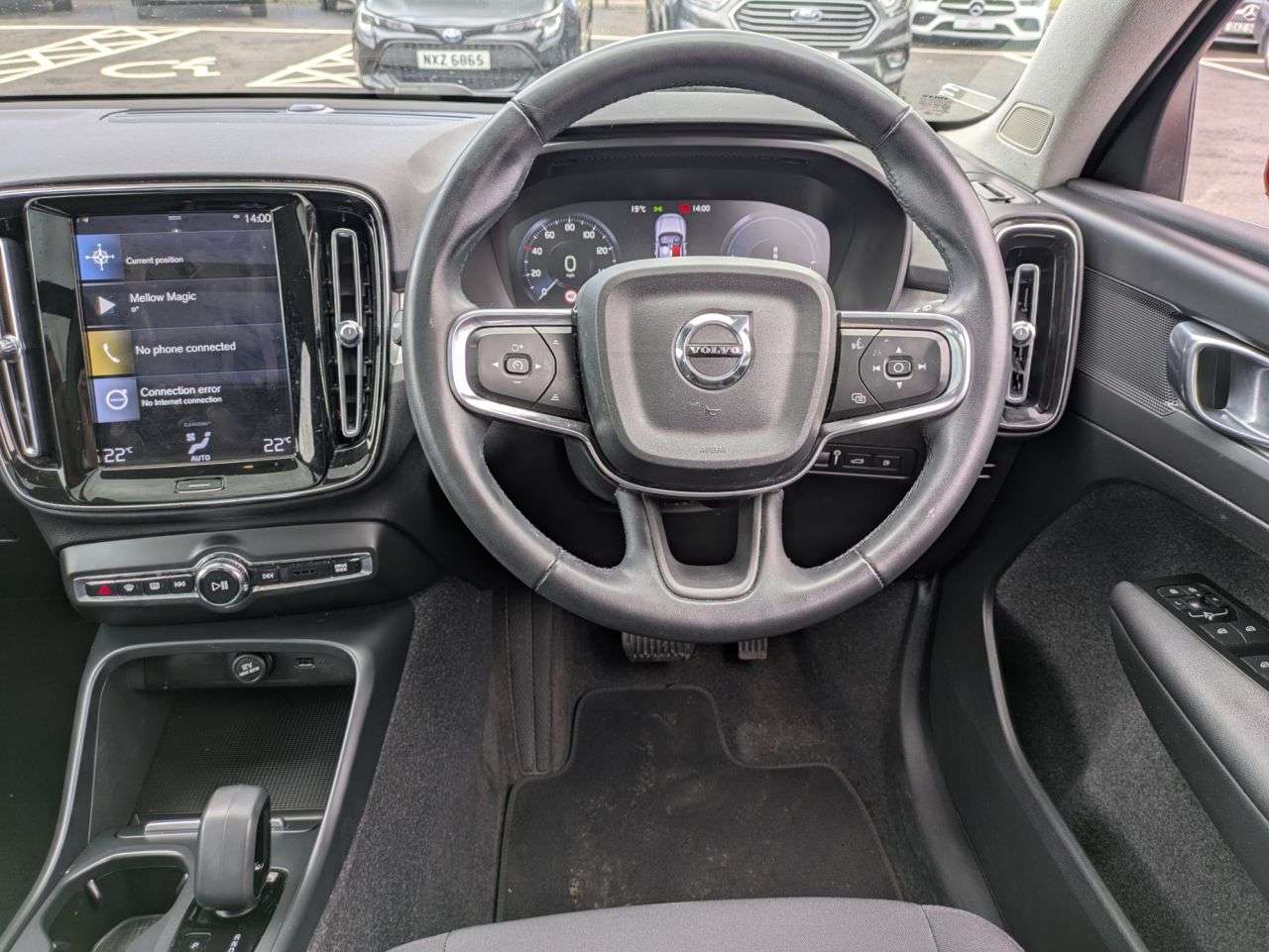 2022 VOLVO XC40 2022 VOLVO XC40