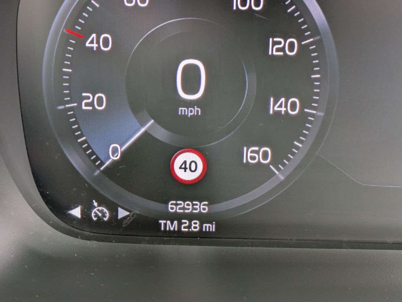 2022 VOLVO XC40 2022 VOLVO XC40