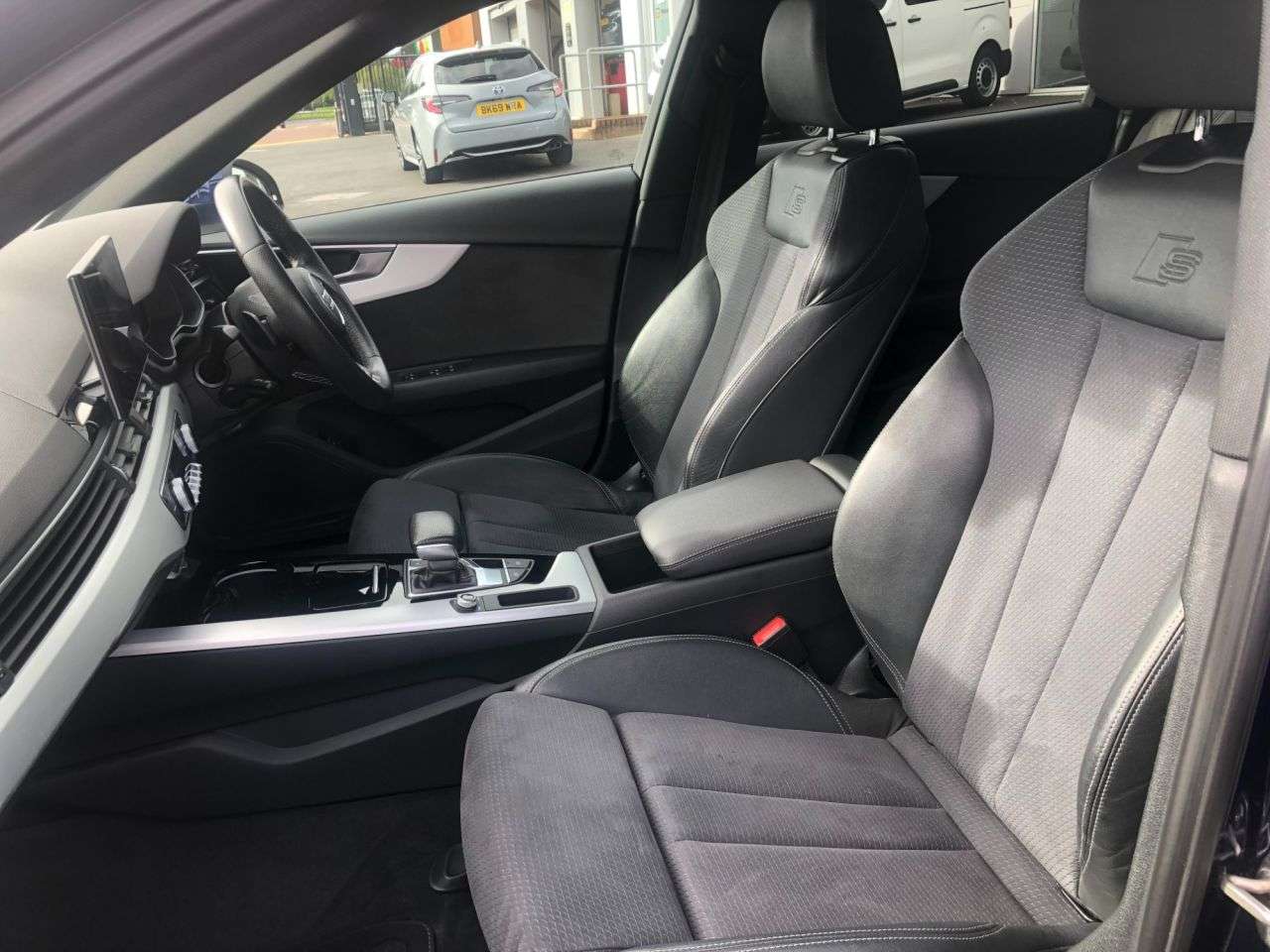 2021 AUDI A4 2021 AUDI A4