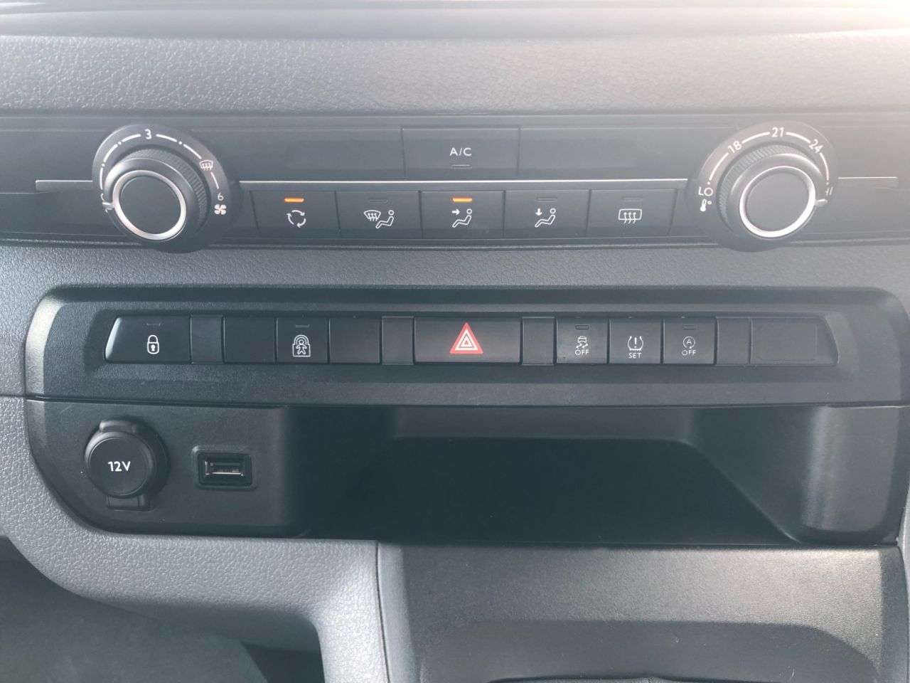 2021 TOYOTA PROACE VERSO 2021 TOYOTA PROACE VERSO