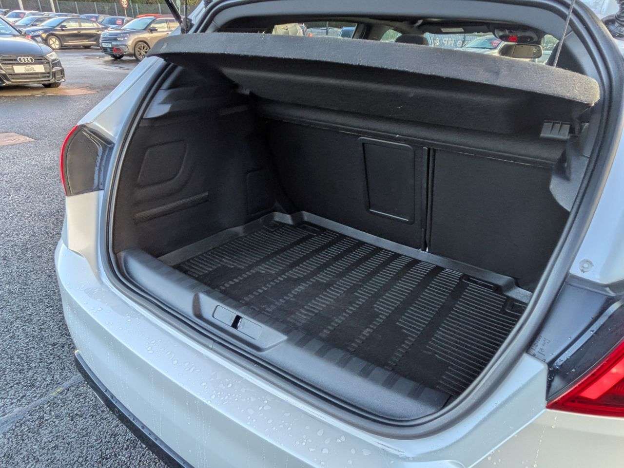 2019 PEUGEOT 308 2019 PEUGEOT 308