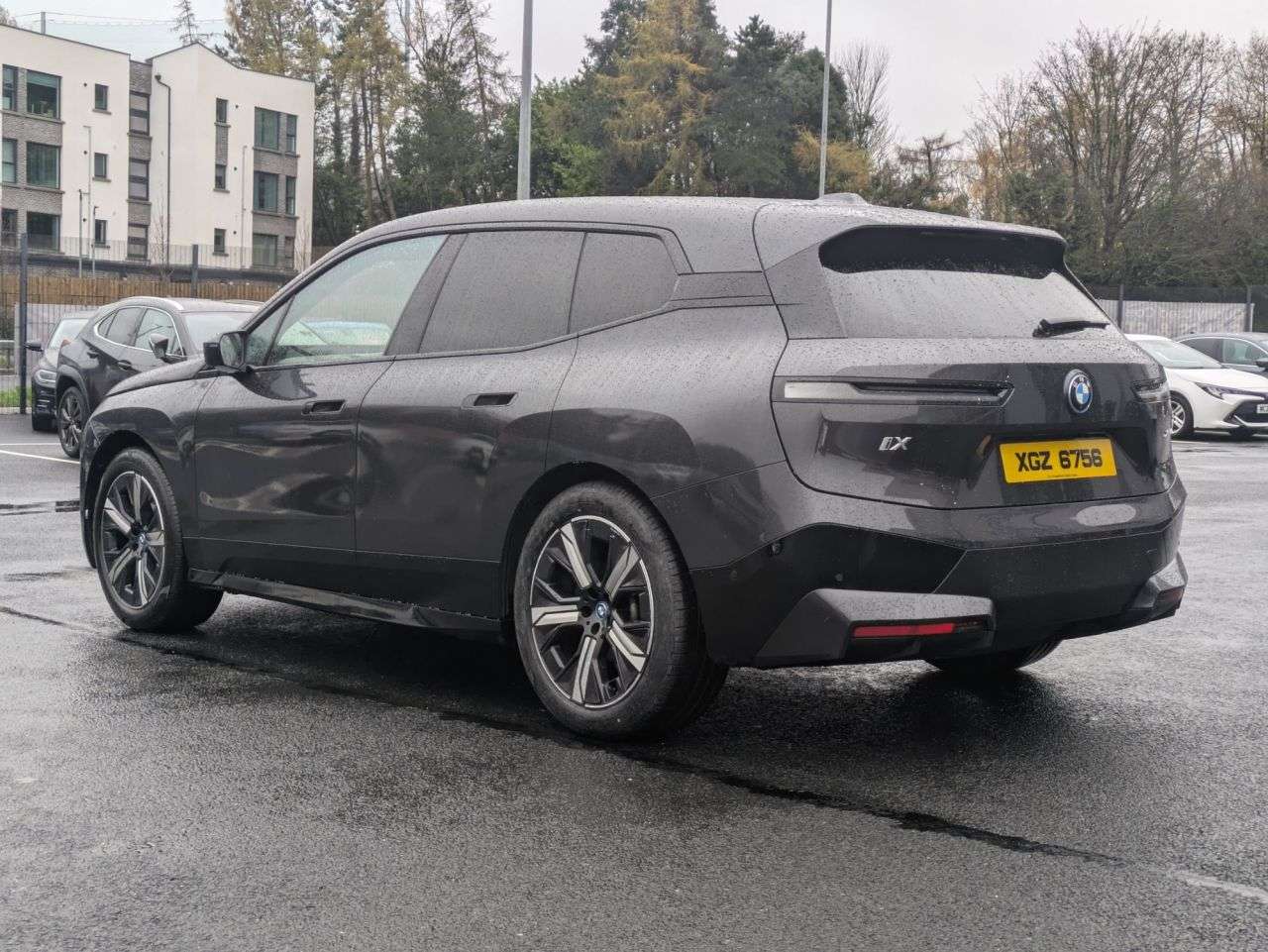 A 2022 BMW IX 40 76.6kWh M Sport 5dr xDrive (326 ps) NI REG - SUITABLE FOR EXPORT TO ROI A 2022 BMW IX 40 76.6kWh M Sport 5dr xDrive (326 ps) NI REG - SUITABLE FOR EXPORT TO ROI