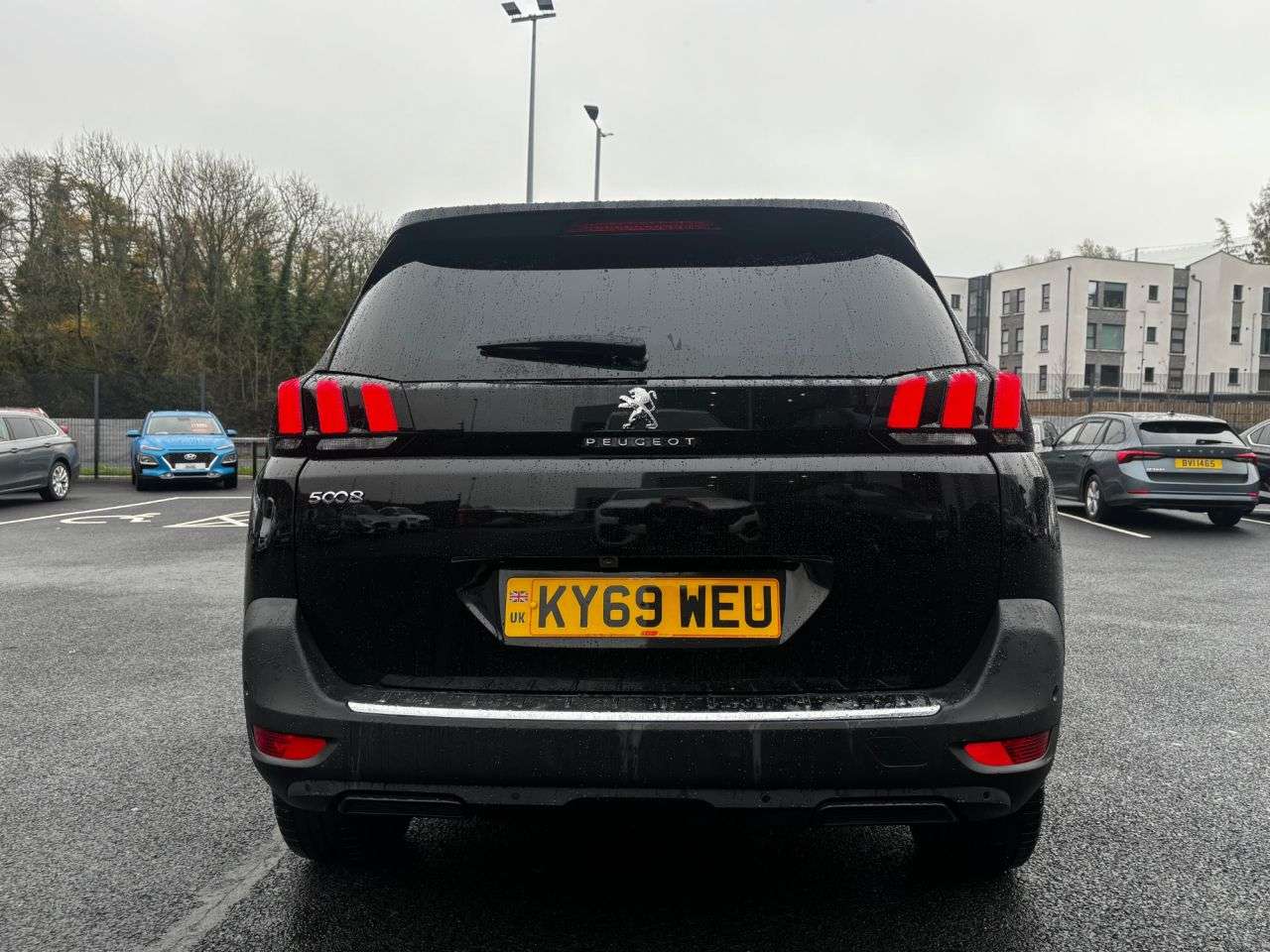 2019 PEUGEOT 5008 2019 PEUGEOT 5008