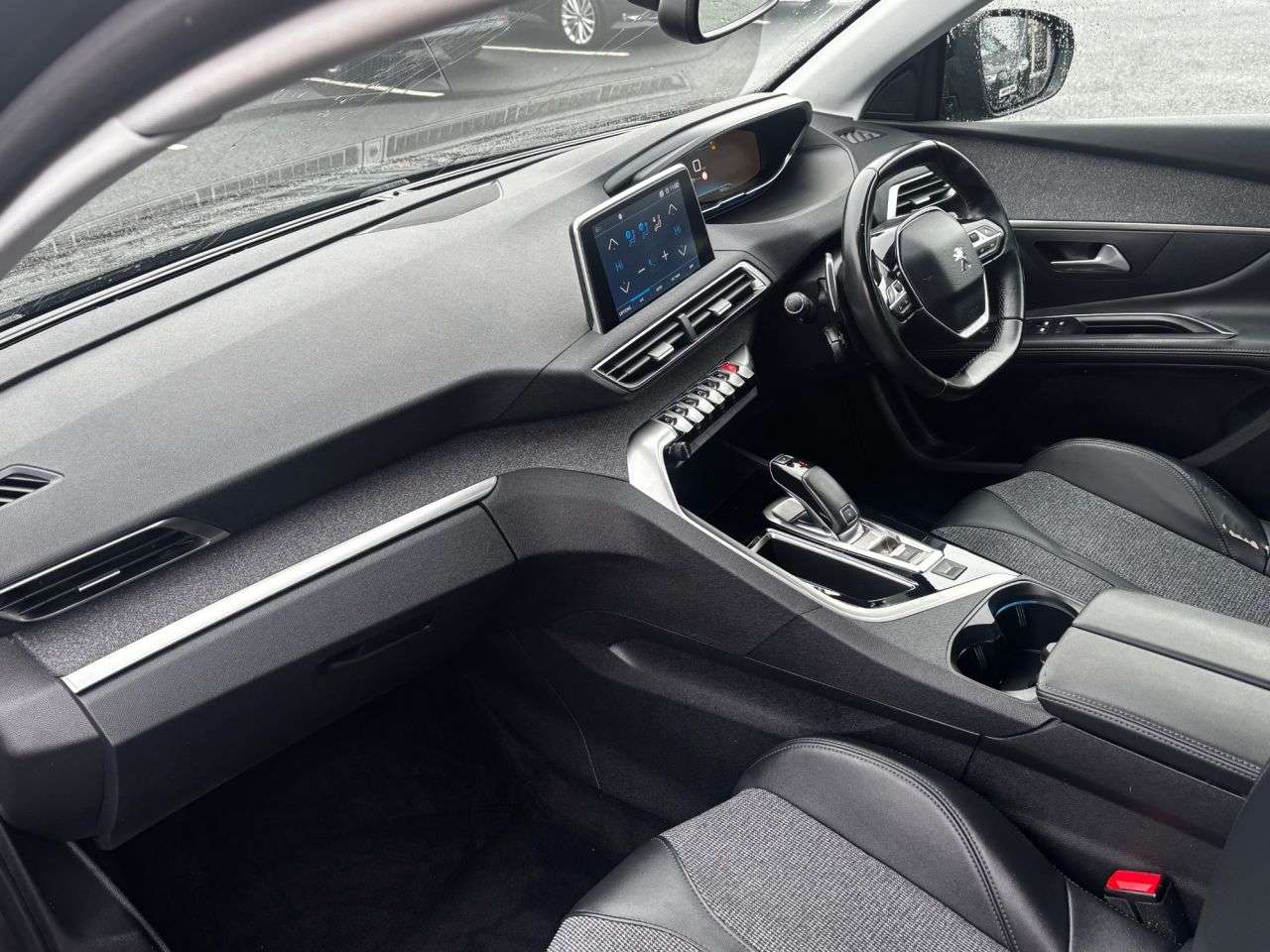 2019 PEUGEOT 5008 2019 PEUGEOT 5008