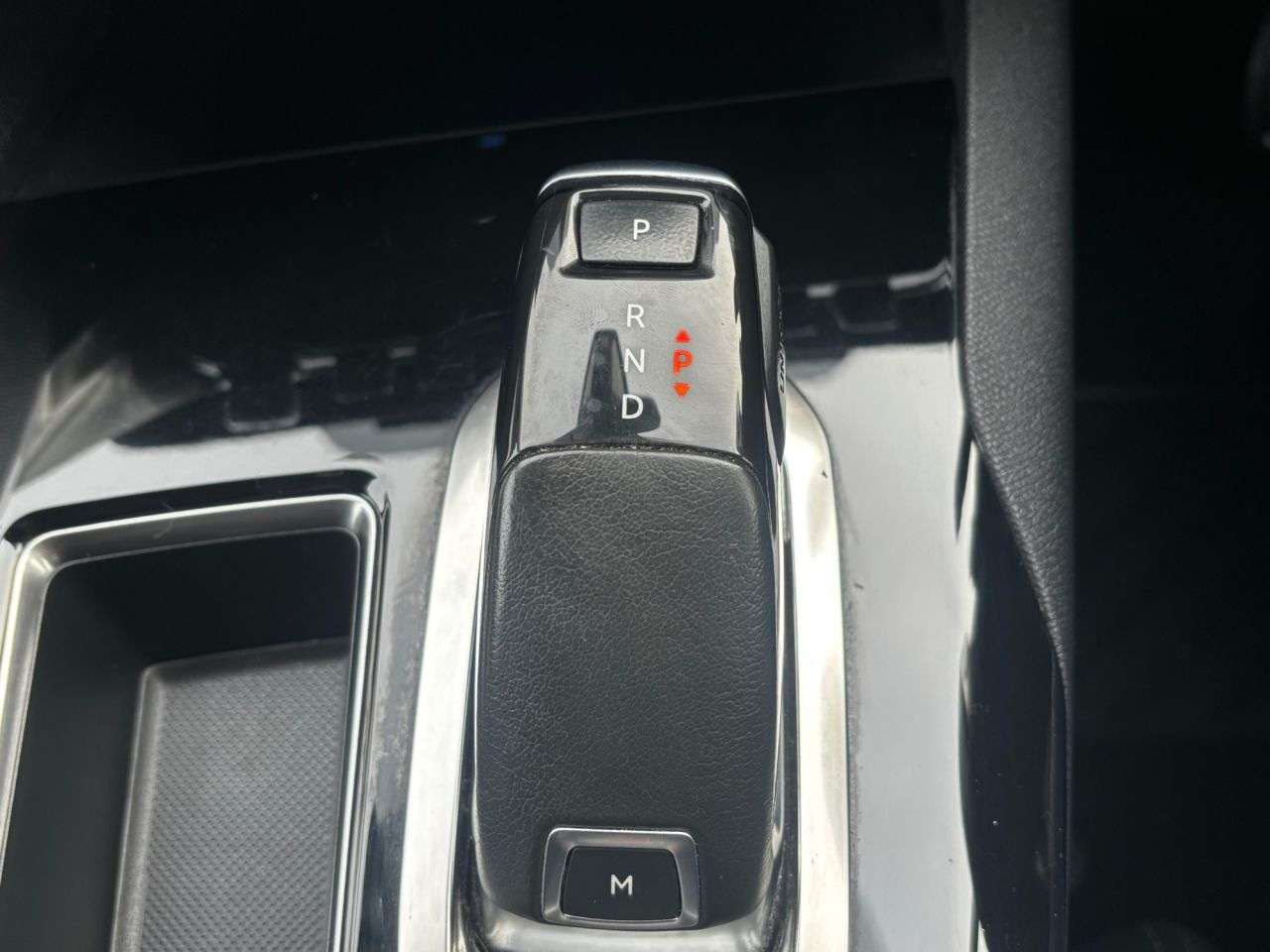 2019 PEUGEOT 5008 2019 PEUGEOT 5008