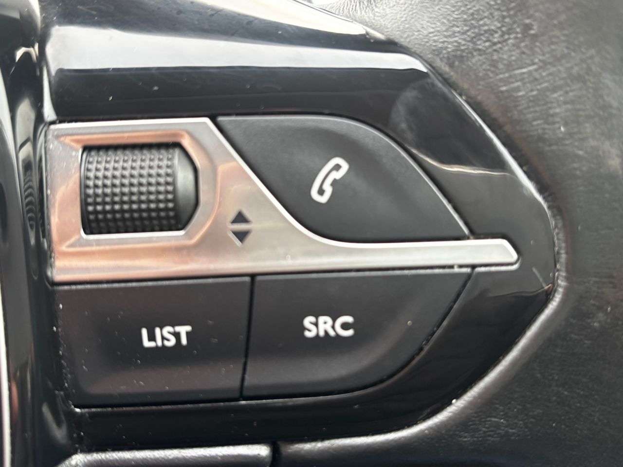 2019 PEUGEOT 5008 2019 PEUGEOT 5008