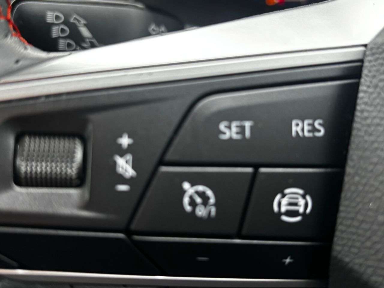 2023 SEAT LEON 2023 SEAT LEON