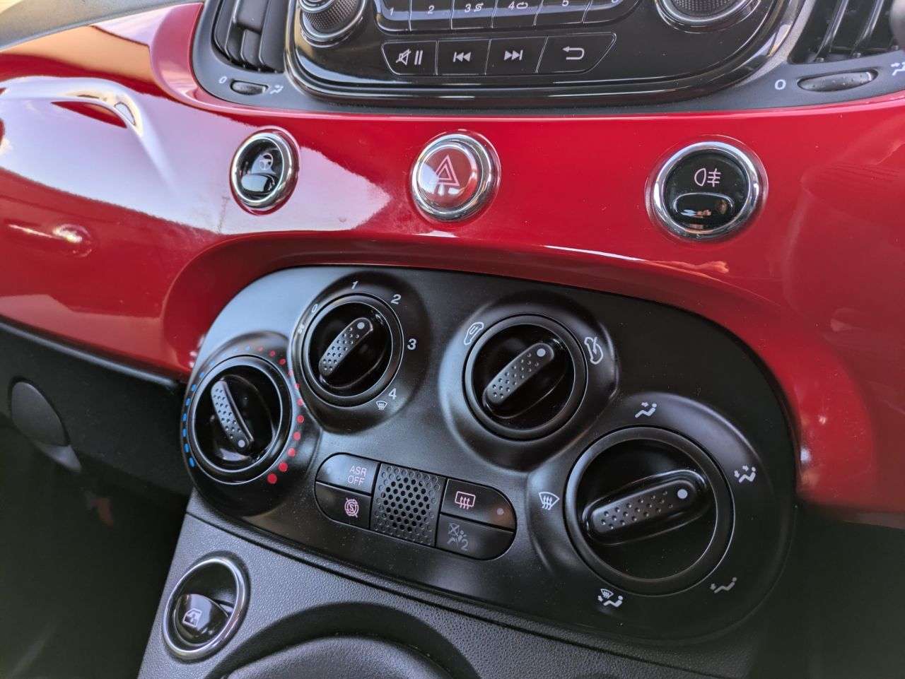 2019 FIAT 500 2019 FIAT 500