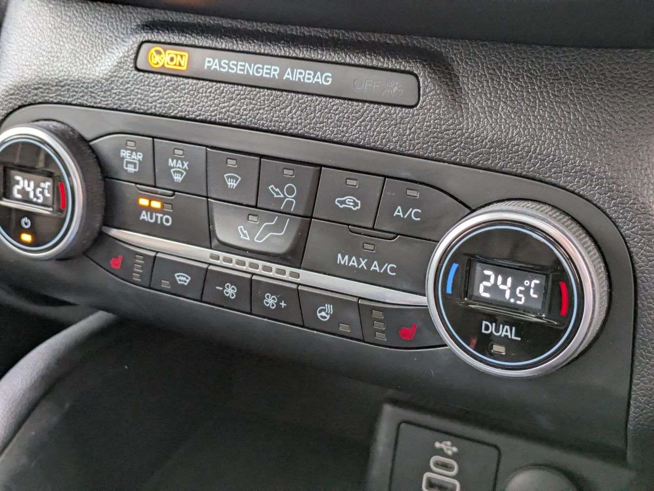 2022 FORD KUGA 2022 FORD KUGA