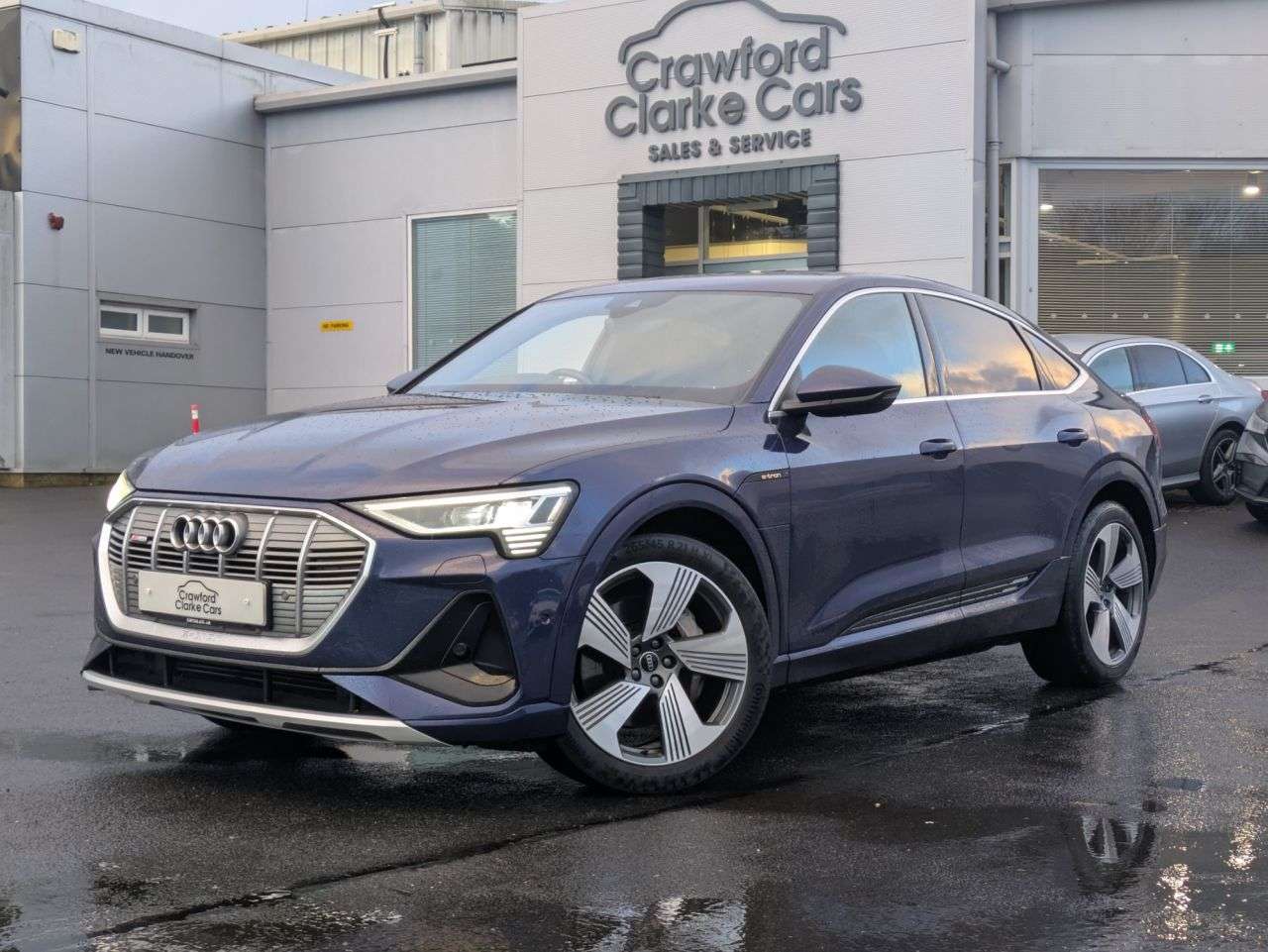 A 2021 AUDI E-TRON 55 S line Sportback 5dr Electric Auto quattro 95kWh (408 ps) A 2021 AUDI E-TRON 55 S line Sportback 5dr Electric Auto quattro 95kWh (408 ps)