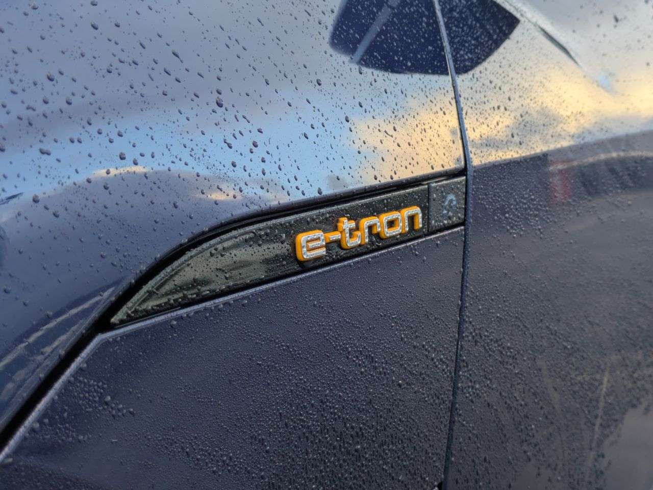 2021 AUDI E-TRON 2021 AUDI E-TRON