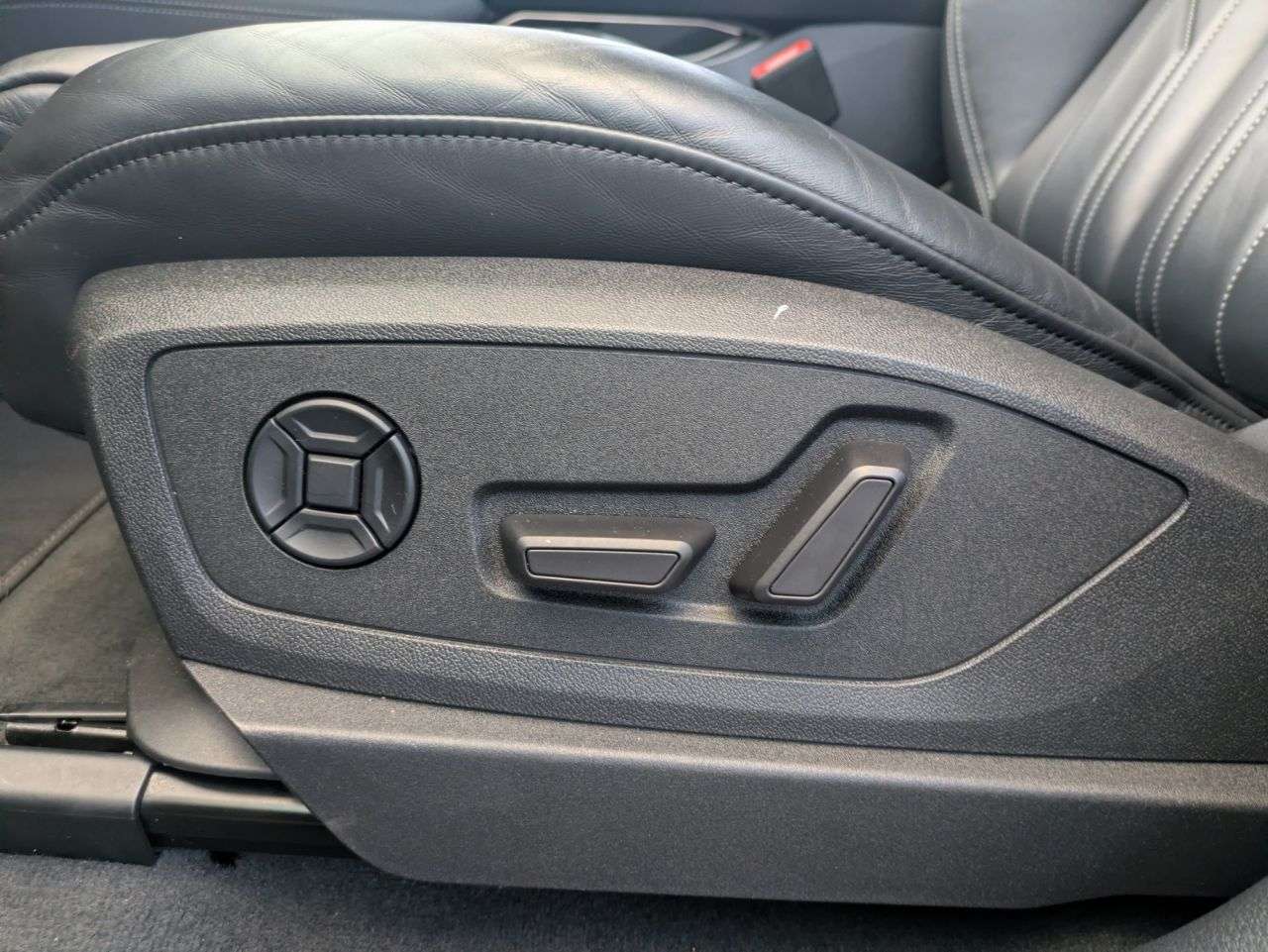 2021 AUDI E-TRON 2021 AUDI E-TRON