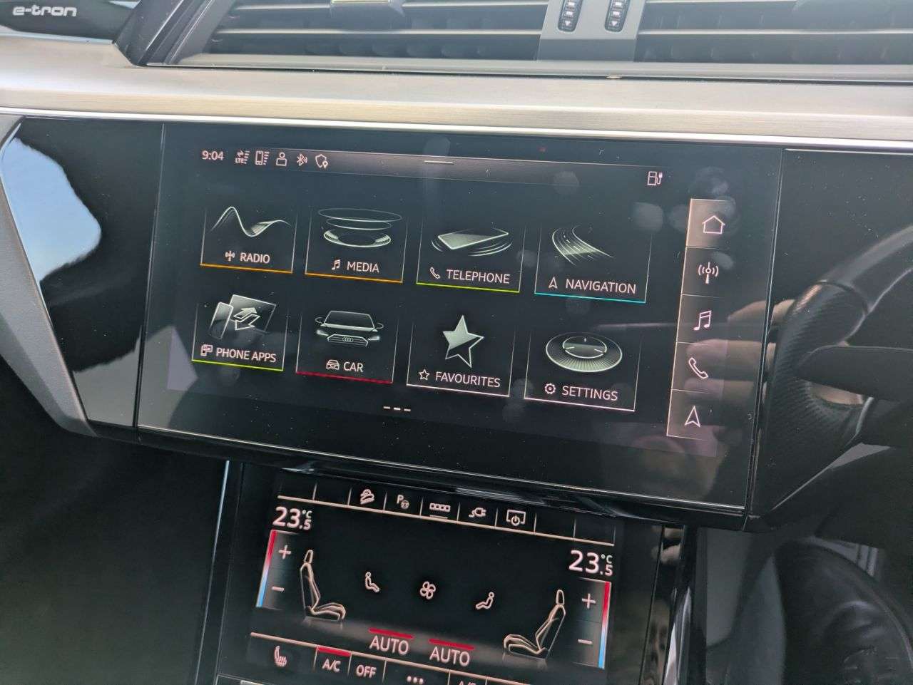 2021 AUDI E-TRON 2021 AUDI E-TRON