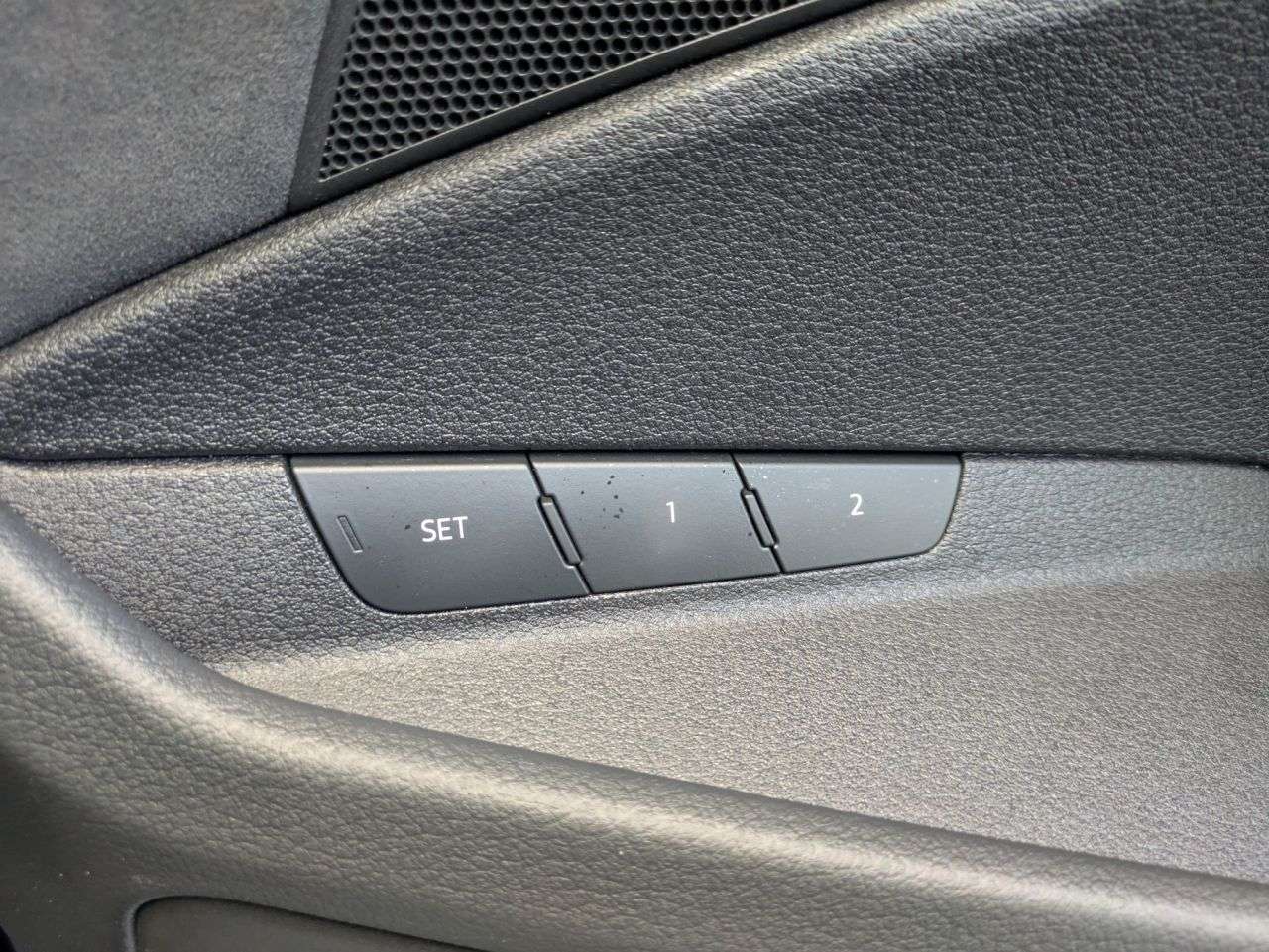 2021 AUDI E-TRON 2021 AUDI E-TRON