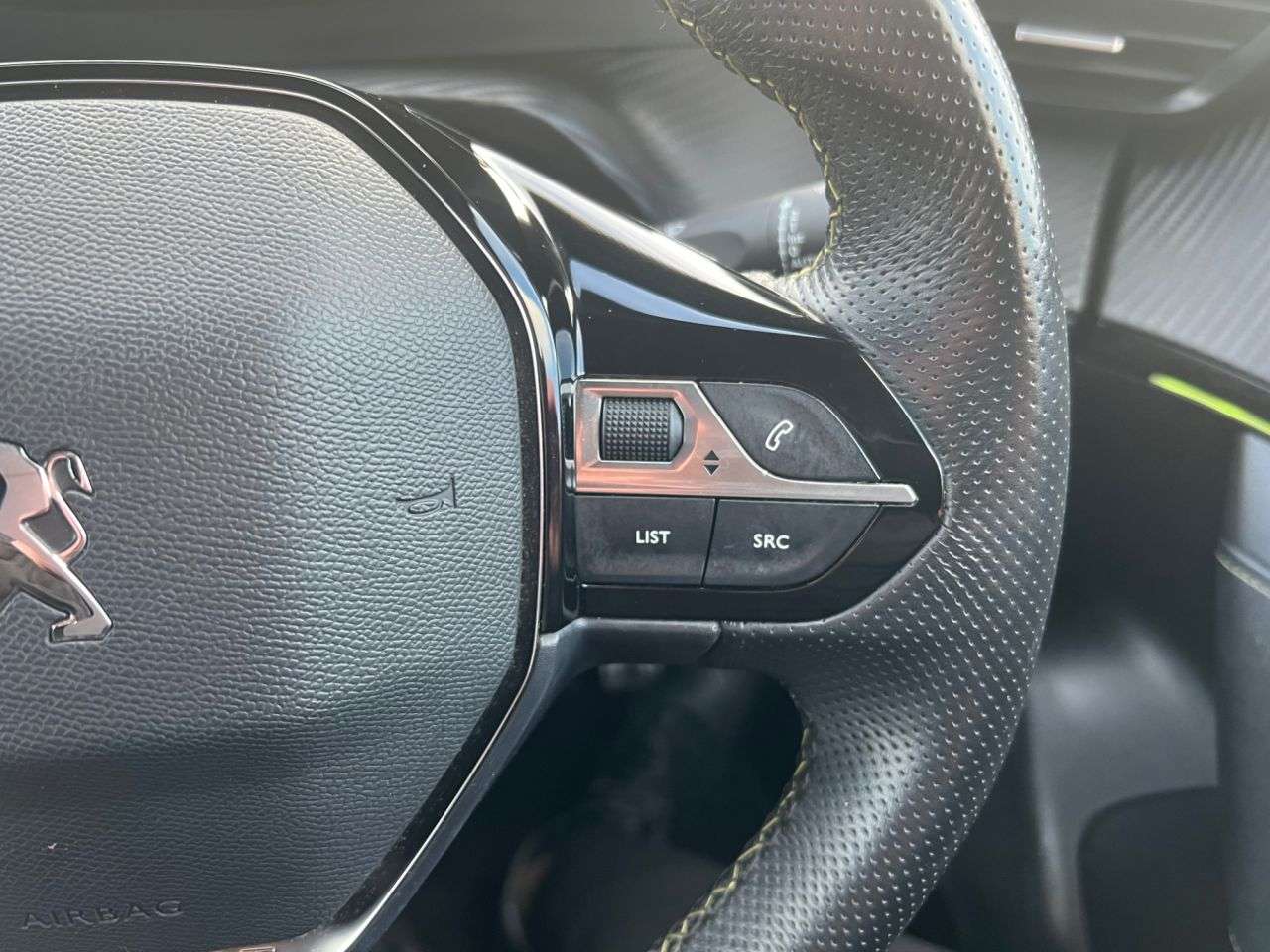 2021 PEUGEOT 2008 2021 PEUGEOT 2008