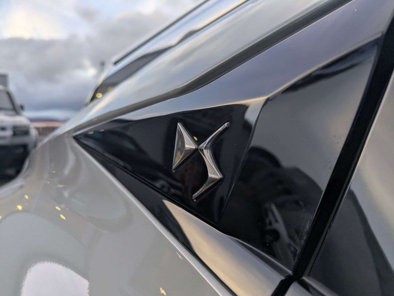 2023 DS AUTOMOBILES DS 4 2023 DS AUTOMOBILES DS 4