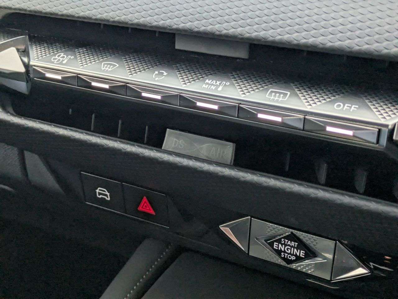 2023 DS AUTOMOBILES DS 4 2023 DS AUTOMOBILES DS 4