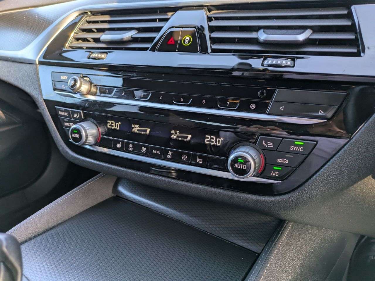 2022 BMW 5 SERIES 2022 BMW 5 SERIES