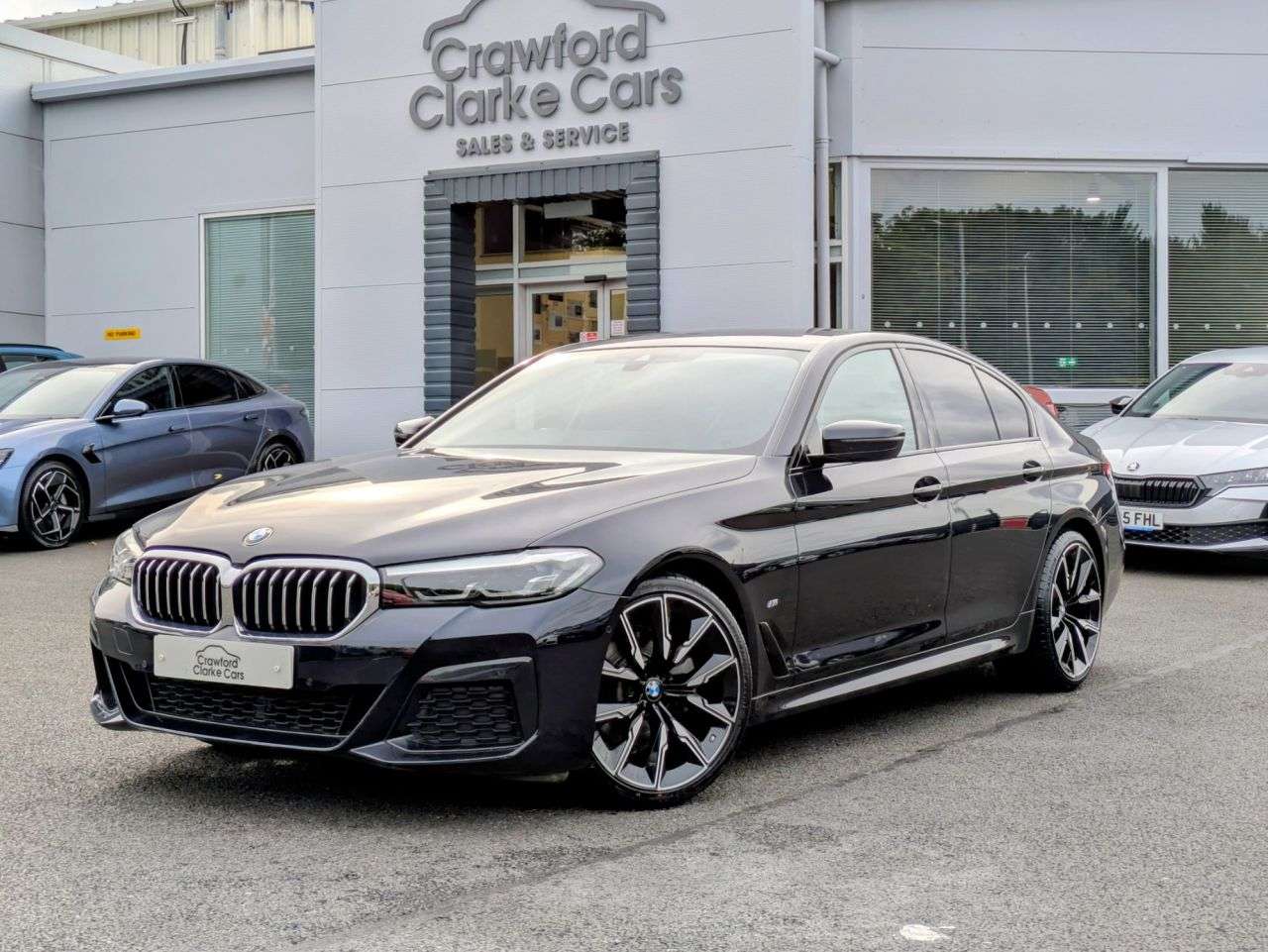 A 2022 BMW 5 SERIES 2.0 520d MHT M Sport Saloon 4dr Diesel Hybrid Steptronic Euro 6 (s/s) (190 A 2022 BMW 5 SERIES 2.0 520d MHT M Sport Saloon 4dr Diesel Hybrid Steptronic Euro 6 (s/s) (190