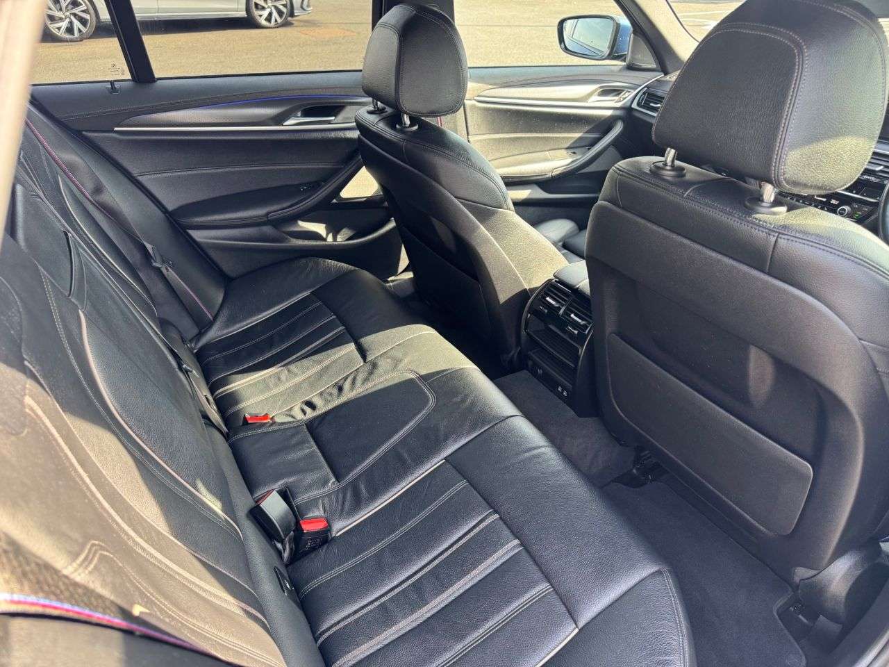 2021 BMW 5 SERIES 2021 BMW 5 SERIES