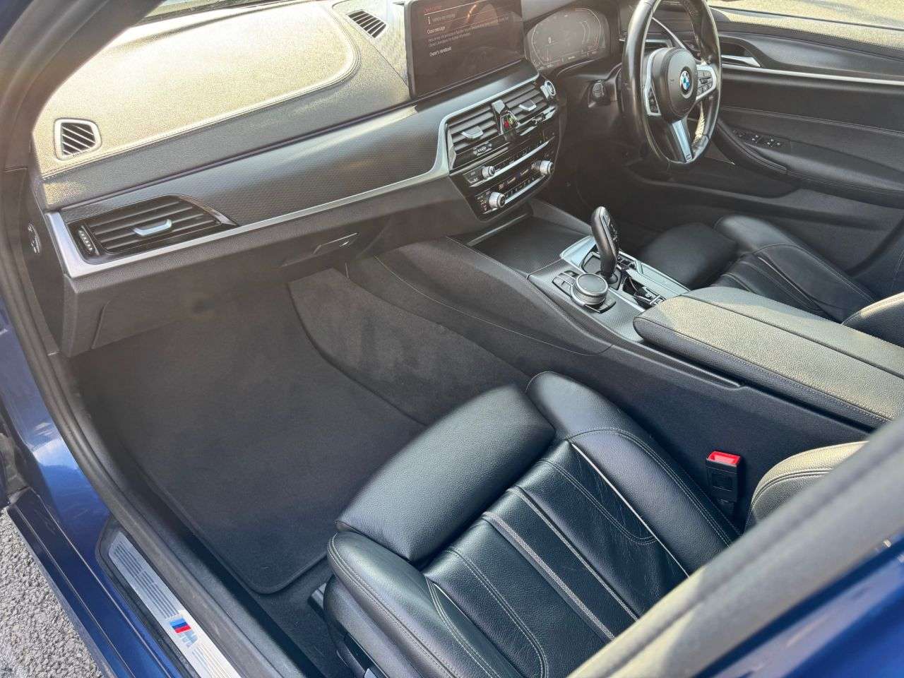 2021 BMW 5 SERIES 2021 BMW 5 SERIES