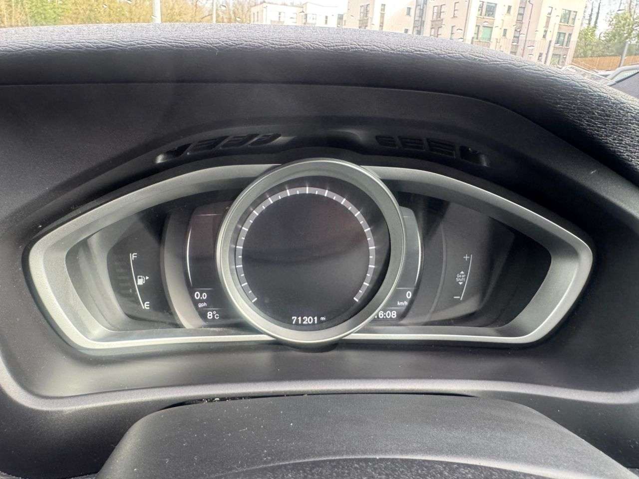 2017 VOLVO V40 2017 VOLVO V40