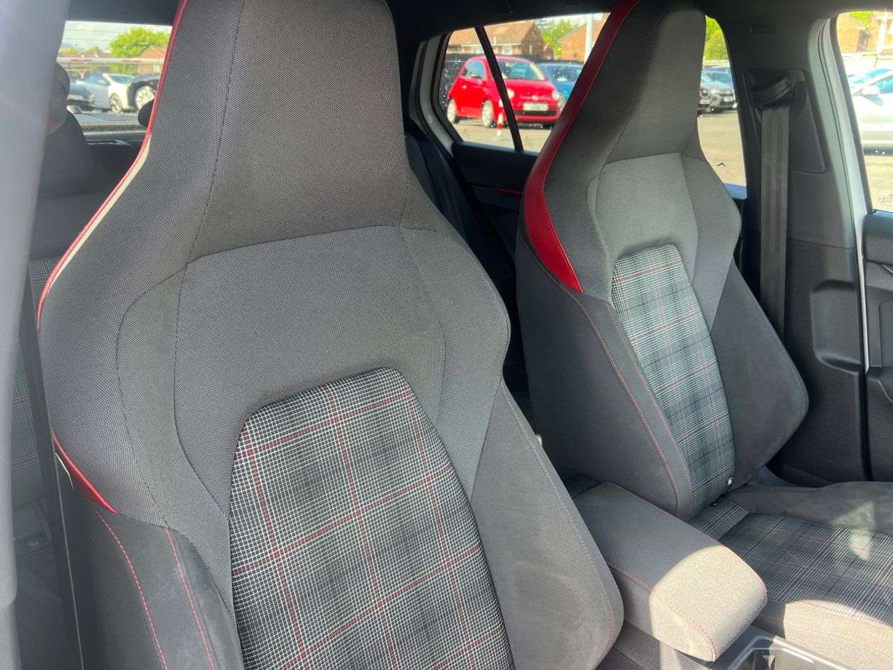 2021 VOLKSWAGEN GOLF 2021 VOLKSWAGEN GOLF