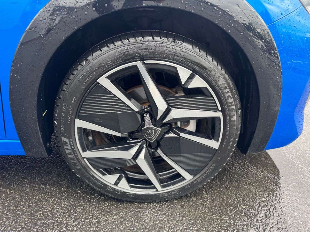 2024 PEUGEOT 208 2024 PEUGEOT 208