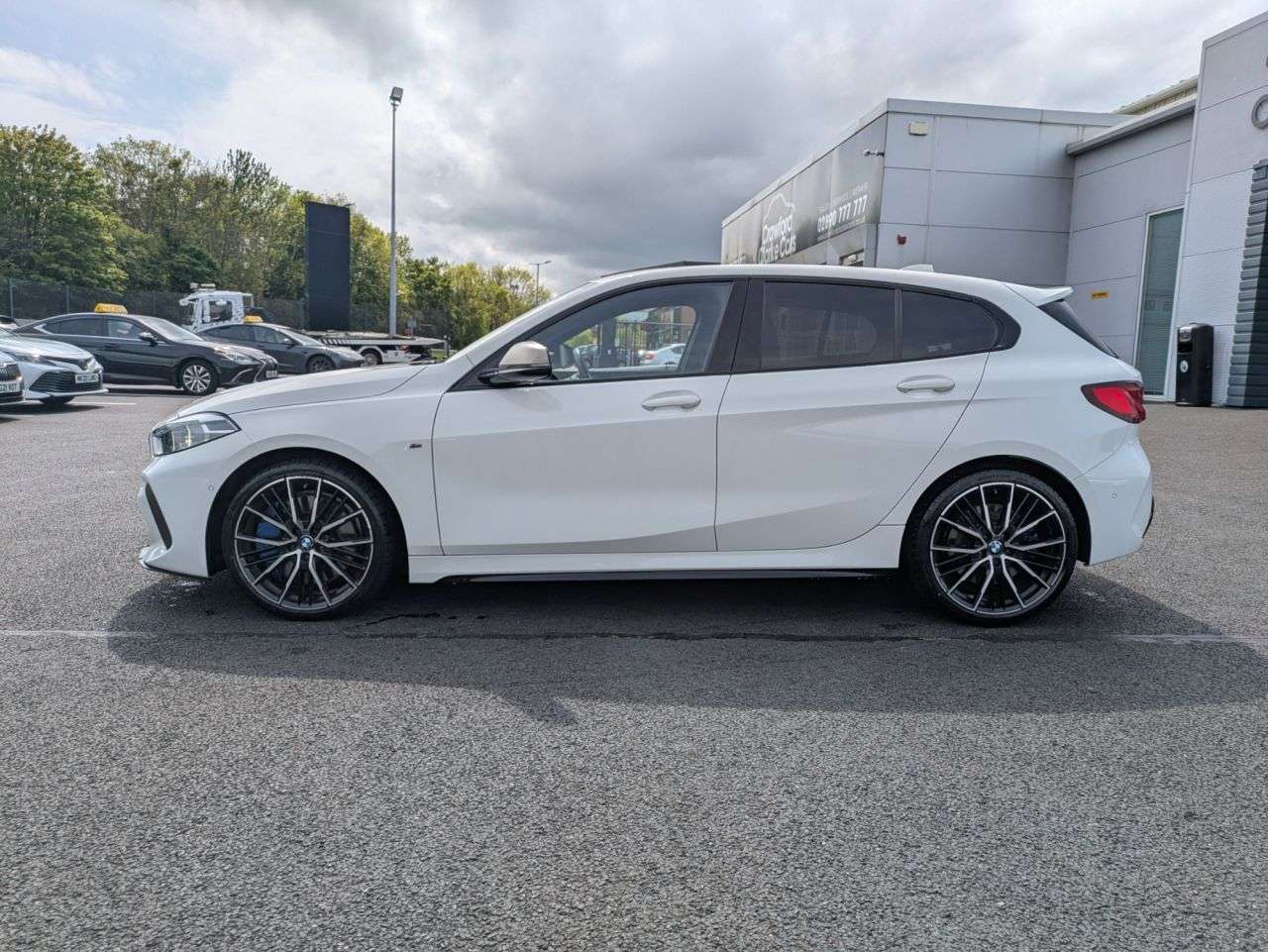 A 2020 BMW 1 SERIES M135i 5dr Auto xDrive (306 ps) A 2020 BMW 1 SERIES M135i 5dr Auto xDrive (306 ps)