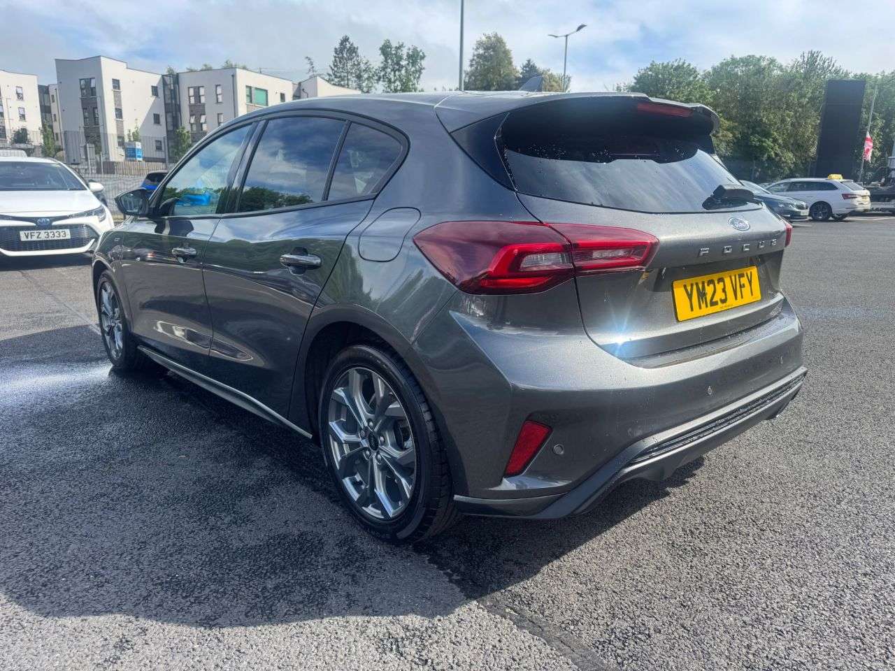 A 2023 FORD FOCUS 1.0T EcoBoost ST-Line Hatchback 5dr Petrol Manual Euro 6 (s/s) (125 ps) A 2023 FORD FOCUS 1.0T EcoBoost ST-Line Hatchback 5dr Petrol Manual Euro 6 (s/s) (125 ps)