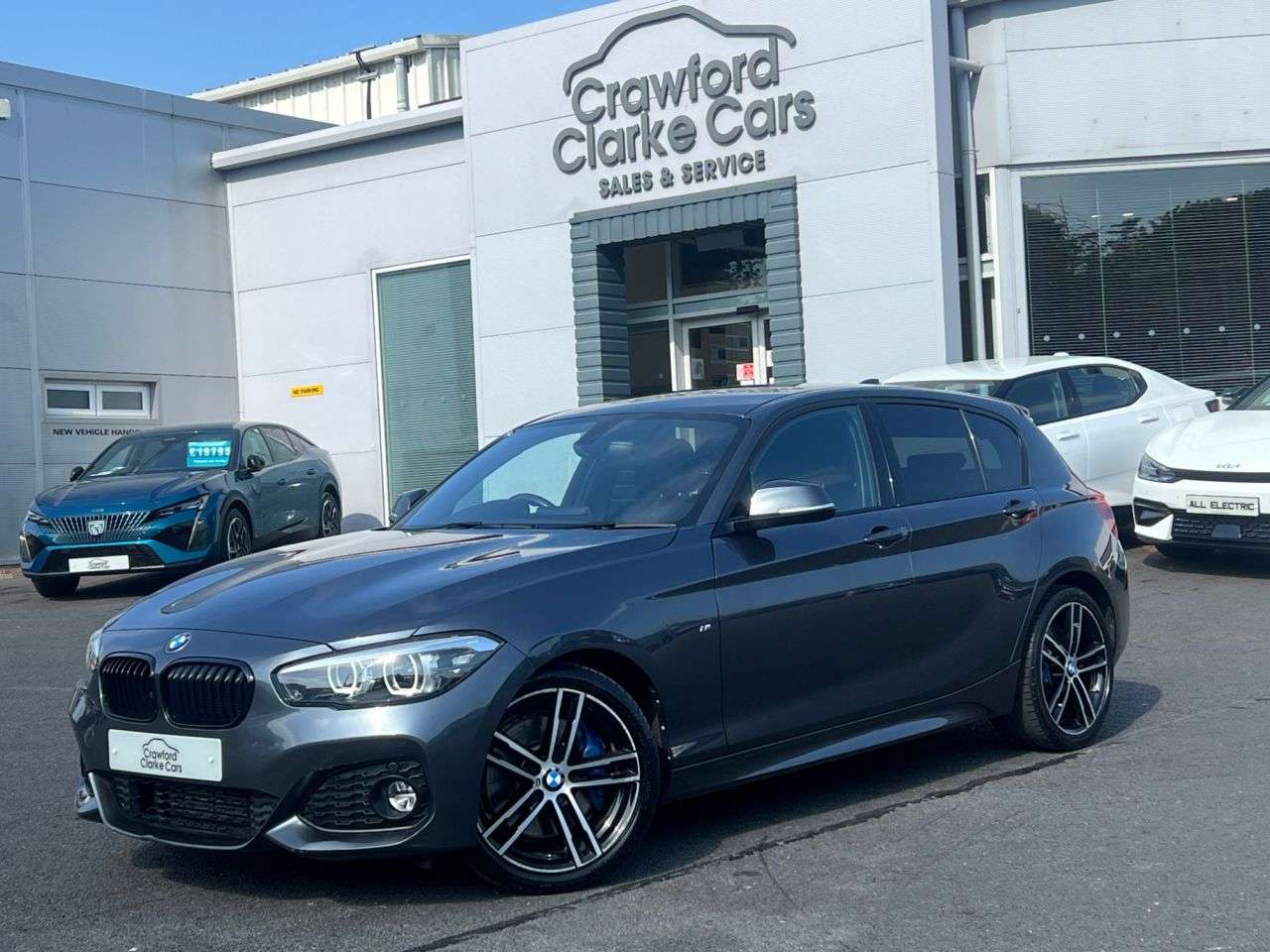 A 2019 BMW 1 SERIES 1.5 118i GPF M Sport Shadow Edition Hatchback 5dr Petrol Manual Euro 6 (s/s A 2019 BMW 1 SERIES 1.5 118i GPF M Sport Shadow Edition Hatchback 5dr Petrol Manual Euro 6 (s/s