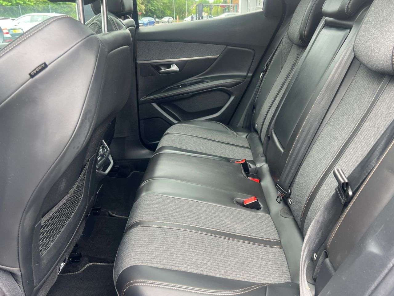 2018 PEUGEOT 3008 2018 PEUGEOT 3008