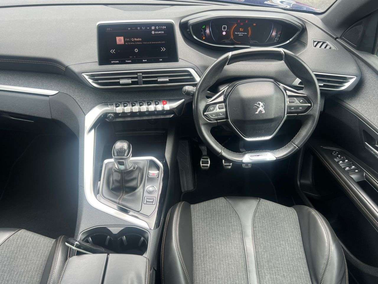 2018 PEUGEOT 3008 2018 PEUGEOT 3008