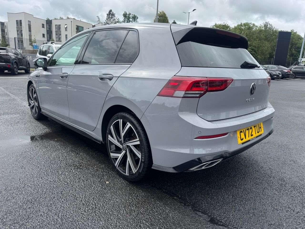 A 2022 VOLKSWAGEN GOLF 1.5 TSI R-Line Hatchback 5dr Petrol Manual Euro 6 (s/s) (130 ps) A 2022 VOLKSWAGEN GOLF 1.5 TSI R-Line Hatchback 5dr Petrol Manual Euro 6 (s/s) (130 ps)