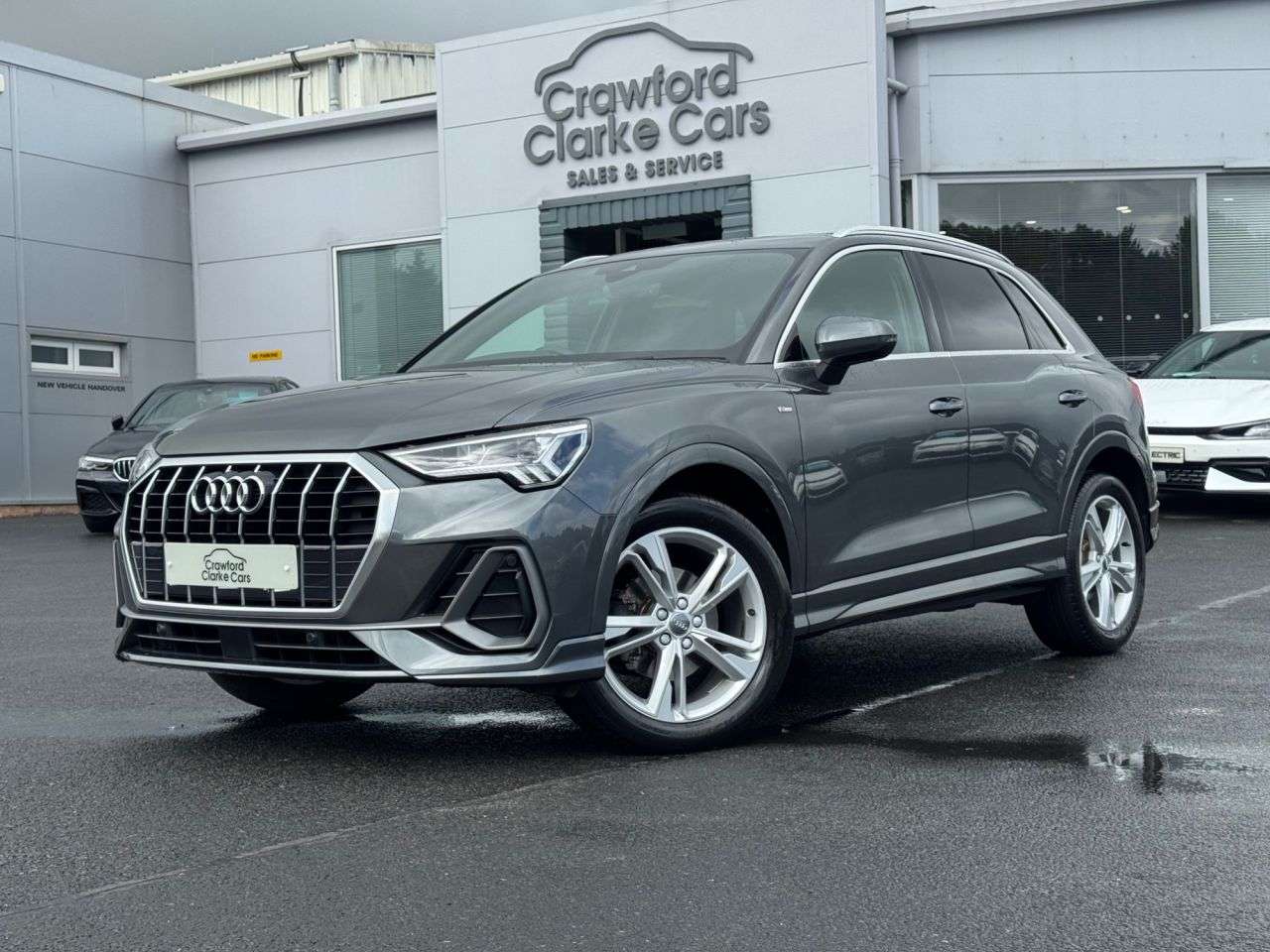 A 2020 AUDI Q3 1.5 TFSI CoD 35 S line SUV 5dr Petrol Manual Euro 6 (s/s) (150 ps) A 2020 AUDI Q3 1.5 TFSI CoD 35 S line SUV 5dr Petrol Manual Euro 6 (s/s) (150 ps)