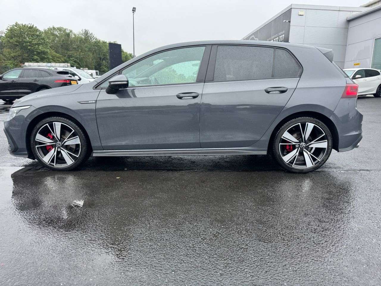 A 2021 VOLKSWAGEN GOLF 2.0 TDI GTD Hatchback 5dr Diesel DSG Euro 6 (s/s) (200 ps) A 2021 VOLKSWAGEN GOLF 2.0 TDI GTD Hatchback 5dr Diesel DSG Euro 6 (s/s) (200 ps)