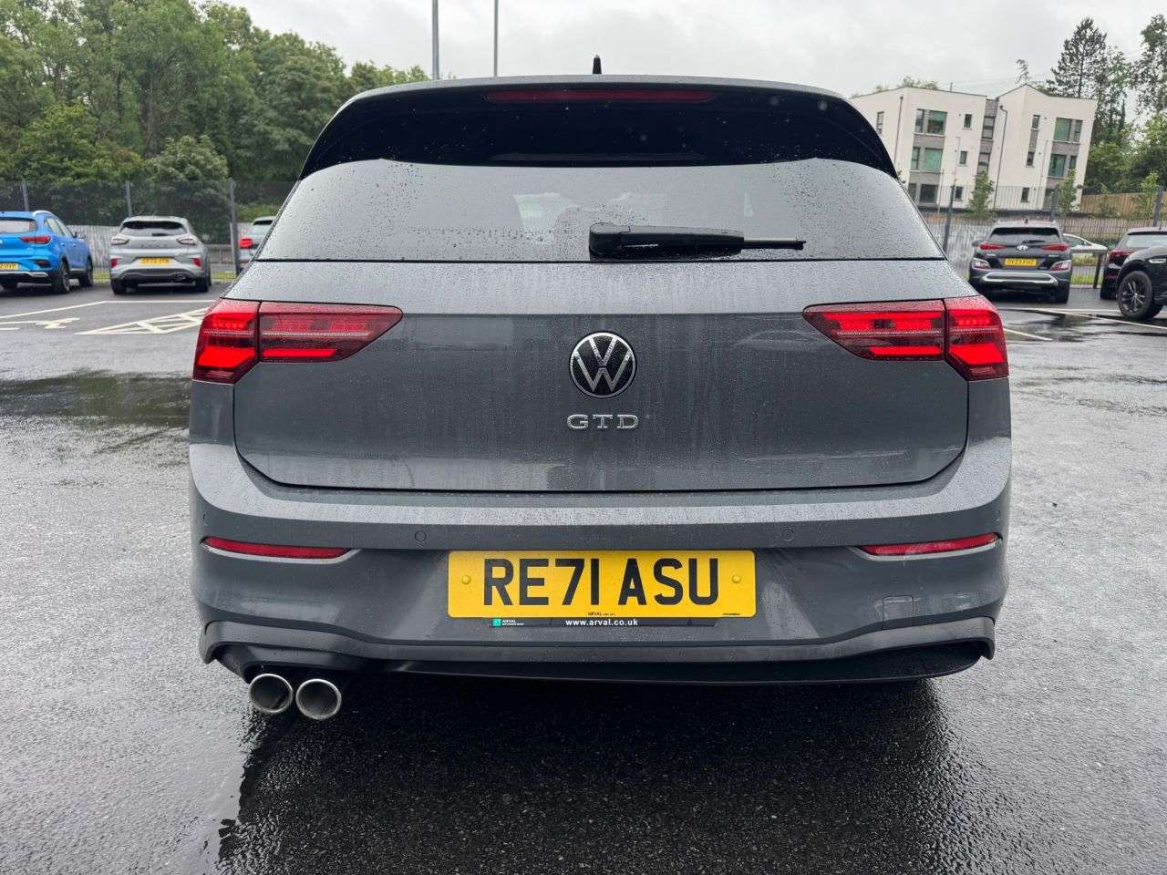 A 2021 VOLKSWAGEN GOLF 2.0 TDI GTD Hatchback 5dr Diesel DSG Euro 6 (s/s) (200 ps) A 2021 VOLKSWAGEN GOLF 2.0 TDI GTD Hatchback 5dr Diesel DSG Euro 6 (s/s) (200 ps)