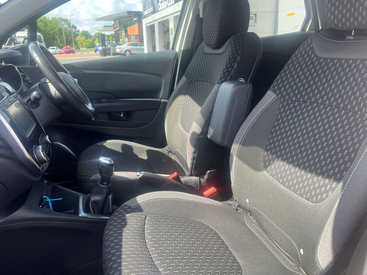 2017 RENAULT CAPTUR 2017 RENAULT CAPTUR